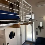 Cortiletto Pavone A קטאניה