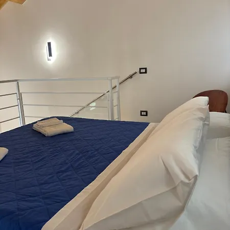 Cortiletto Pavone A